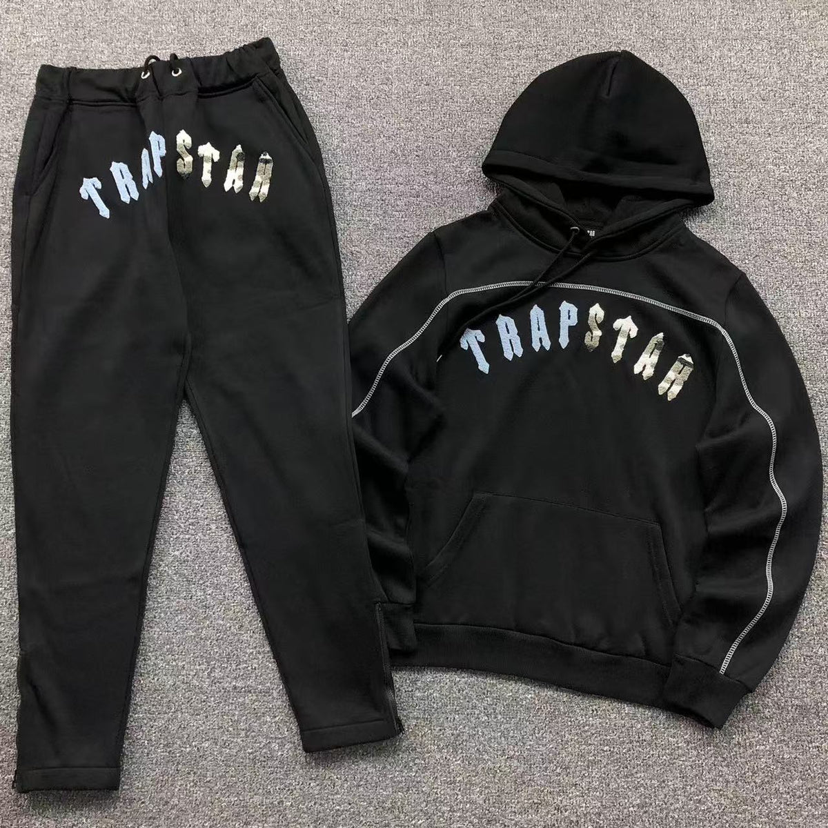 Conjunto Trapstar Irongate Arch Chenille Negro