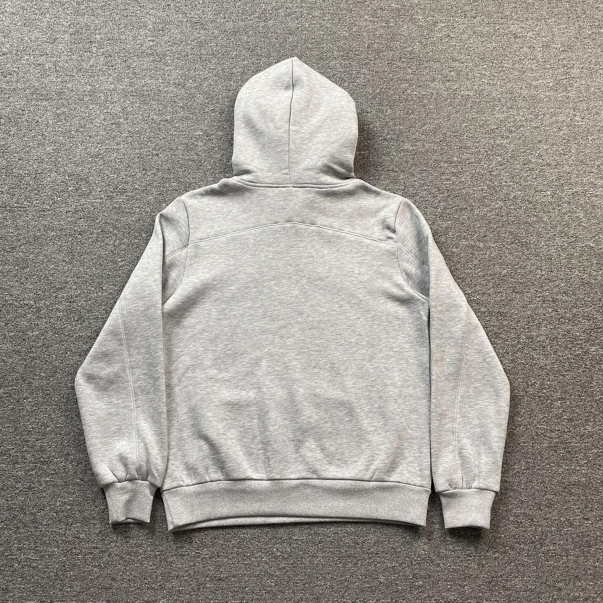 Conjunto Trapstar Irongate Arch Chenille Gris