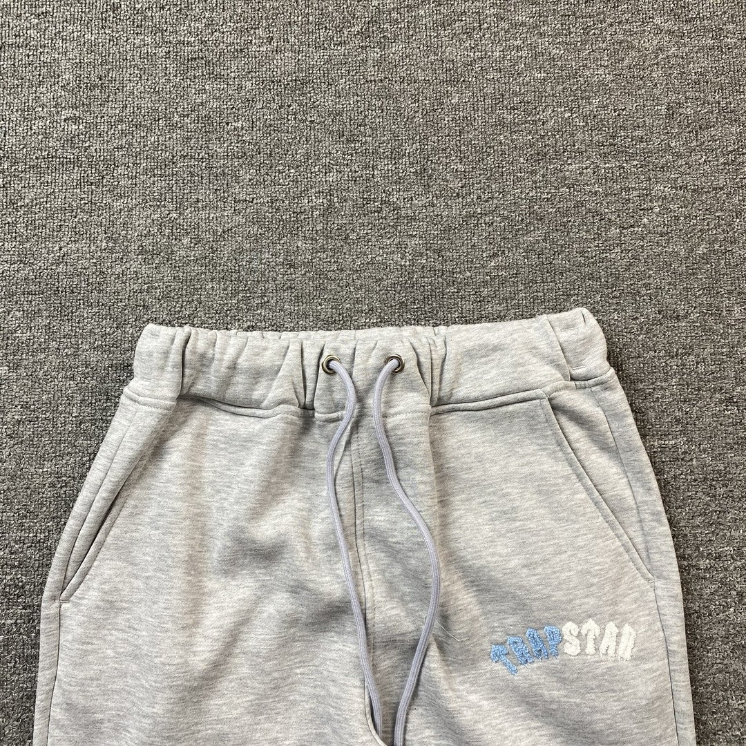 Conjunto Trapstar Irongate Arch Chenille Gris