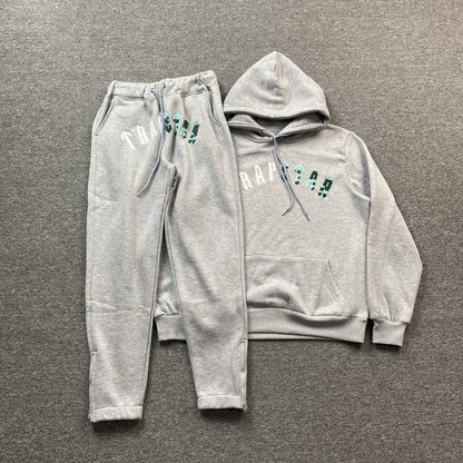 Conjunto Trapstar Irongate Arch Chenille Gris