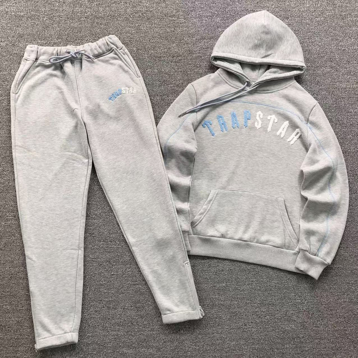 Conjunto Trapstar Irongate Arch Chenille Gris