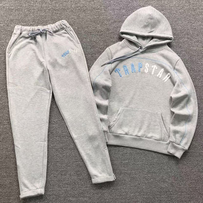 Conjunto Trapstar Irongate Arch Chenille Gris