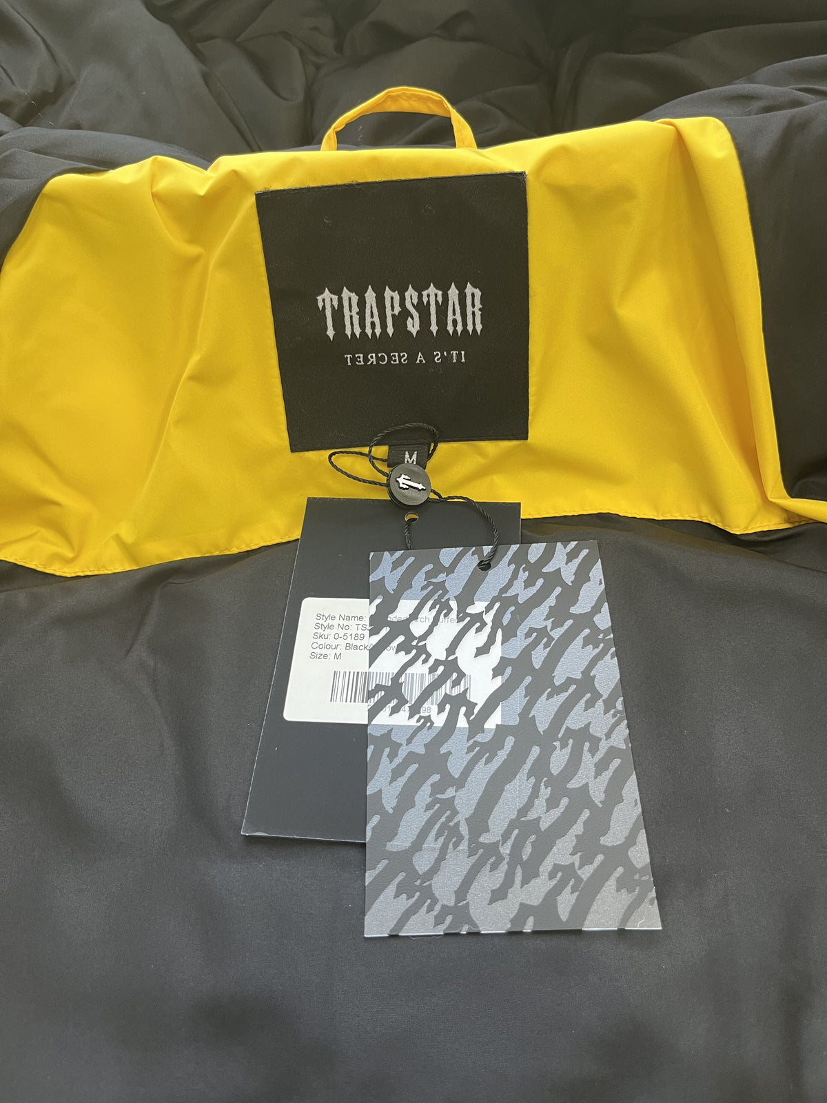 Campera Trapstar Irongate Arch Puffer Amarilla