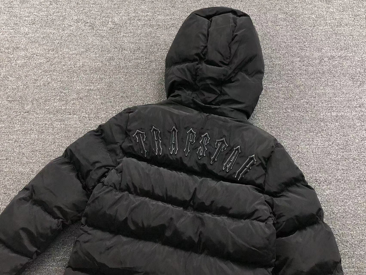 Campera Trapstar Irongate Detachable Hooded Puffer Negra