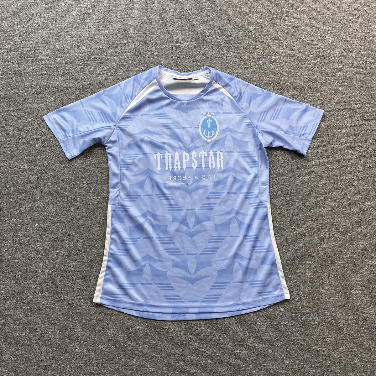 Camiseta Trapstar Irongate Celeste