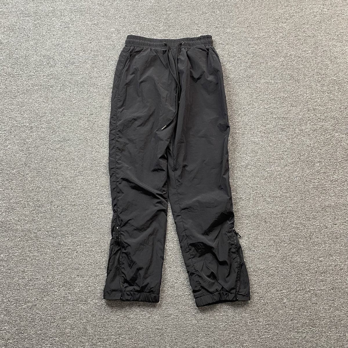 Conjunto Trapstar Irongate Shell 2.0 Negro