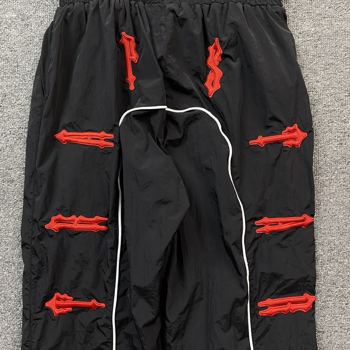 Conjunto Trapstar Irongate Shell 2.0 Negro