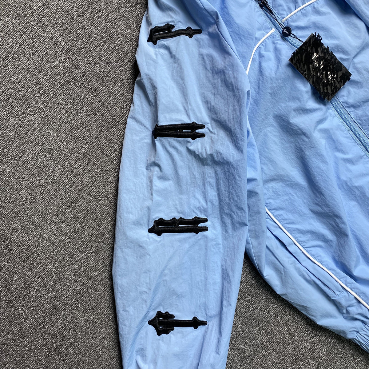 Conjunto Trapstar Irongate Shell 2.0 Celeste