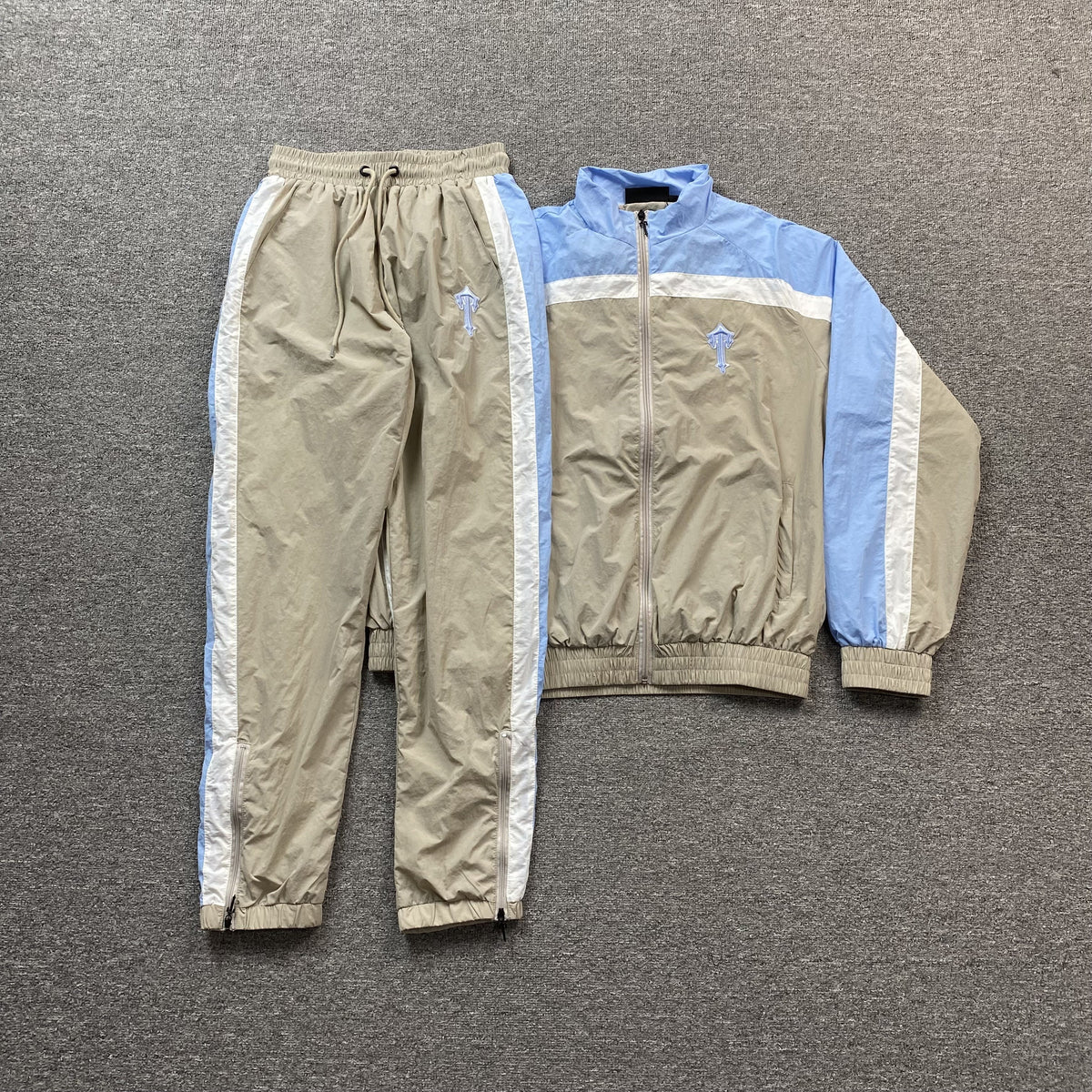 Conjunto Trapstar Irongate T Gris