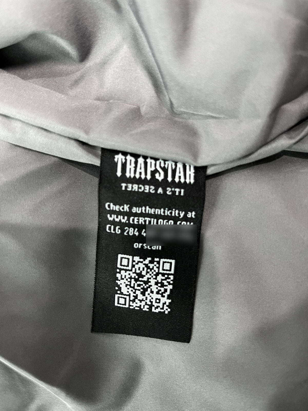 Campera Trapstar Shooters Hooded Puffer Gris